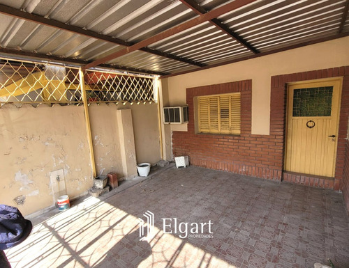 Casa En Venta En San Miguel De Tucumán