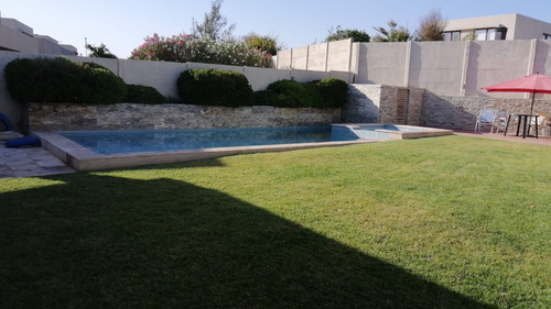 Imagen 17 de 17 de Casa Estilo Mediterranea, Rukan 214, Sector Chicureo, Colina