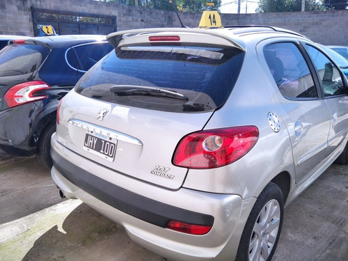 Robyana| Peugeot 207 2010 1.6 Xt| Ne