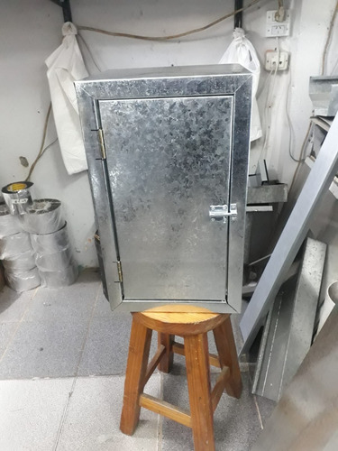 Imagen 6 de 9 de Caja / Tablero De Chapa Galvanizada