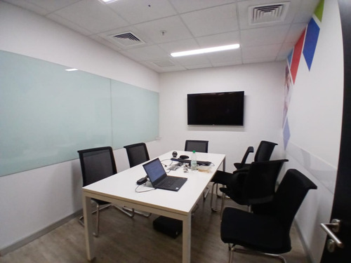 Excelente Oficina Habilitada Y Planta Libre De 325 M2