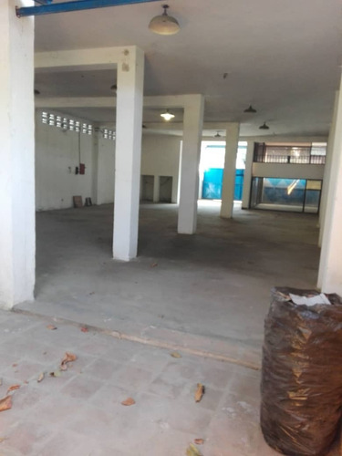 Imagen 2 de 8 de Galpon En Alquiler En La Calle Montes De Puerto La Cruz, Cerca De Refineria