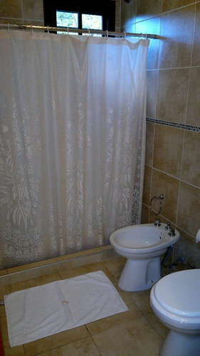 Complejo De 4 Departamentos Y Una Casa A La Venta En Villa Carlos Paz