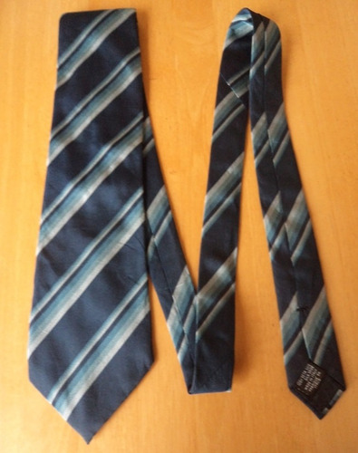 Corbata En Color Azul Con Rayas Diagonales  Armani Corb147