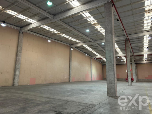 Bodega De 596 M2 En Arriendo En Pudahuel