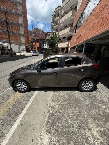 Mazda 2 Touring