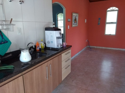 Chácara À Venda, 2 Quartos, 4 Vagas, Santa Mônica - Caçapava/sp - 2204