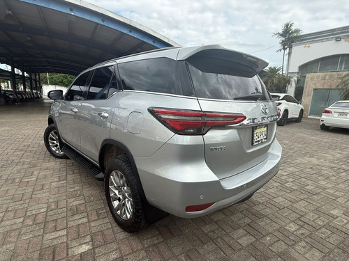 Toyota Fortuner 2022