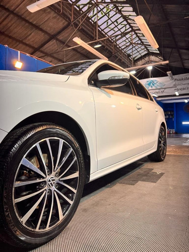 Imagen 6 de 18 de Volkswagen Vento 1.4 Tsi Highline Dsg At