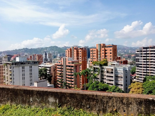 ¡oficina Maravillosa En Piso Pent-house, Torre Emblematica! - El Rosal // El Rosal, Av. Venezuela // Luis Gómez, Mls 24-1656