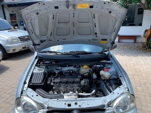 Corsa Sedan Classic Life 1.0