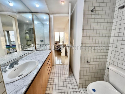 Acogedor E Iluminado Apartamento En Alquiler En La Carlota