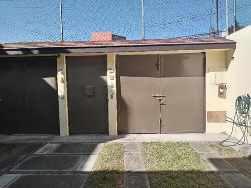 Casa En Renta En Colonia Xinantécatl, Metepec, Estado De México