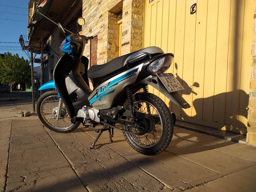 Motomel Blizt