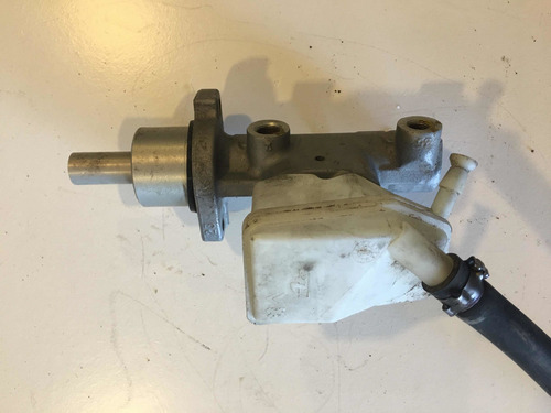 Imagen 6 de 10 de Bomba De Freno Citroen Xsara Picasso Hdi 2.0