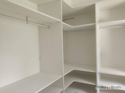 Apartamento 2 Dormitórios Granja Viana - Ap0936