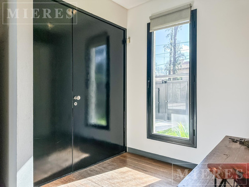 Casa En Venta En Don Torcuato