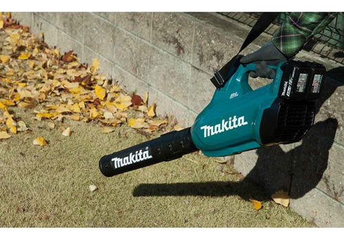 Soprador A Bateria 18v+18v Makita C/ Carregador E 4 Bateria