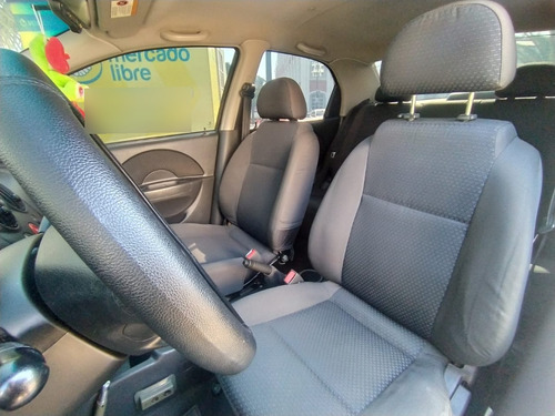 Imagen 9 de 13 de Chevrolet Aveo 1.6 Automatico