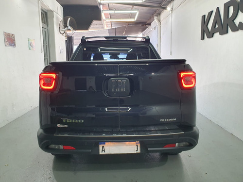 Fiat Toro 1.8 170 E-torq Evo Freedom At6