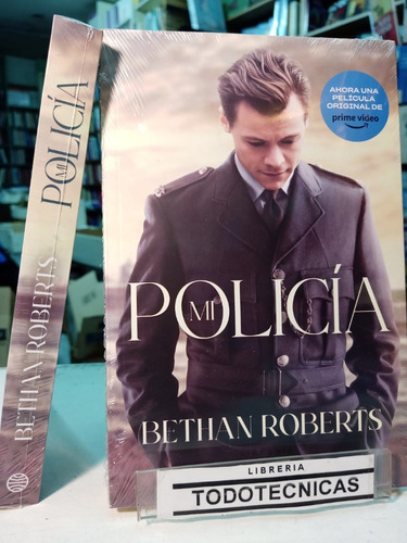 Mi Policia - Bethan Roberts     -pd