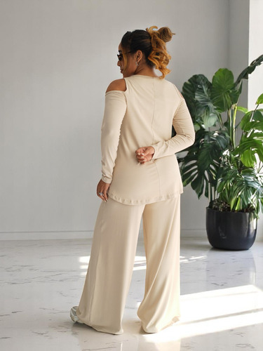 Conjunto Monocromático De Bata Ombro Vazado E Calça Ref: 266