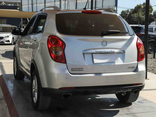 SsangYong Korando 4X2 MT SEMI FULL