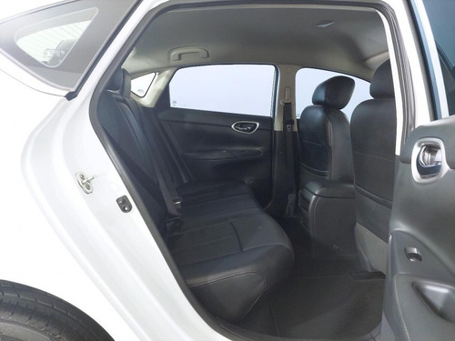 Imagem 13 de 15 de 155654 - Nissan Sentra 2018 Com Garantia