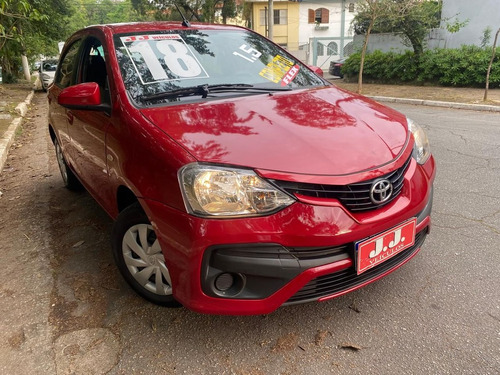 Toyota Etios 1.5 XS 16V