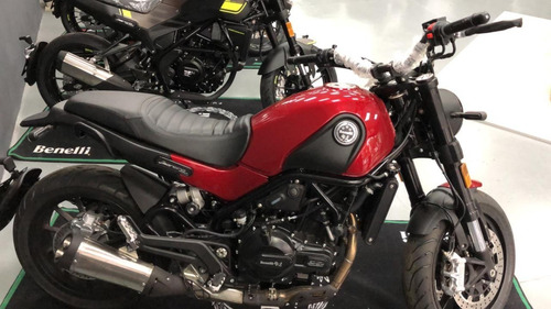 Imagen 2 de 24 de Benelli Leoncino 500