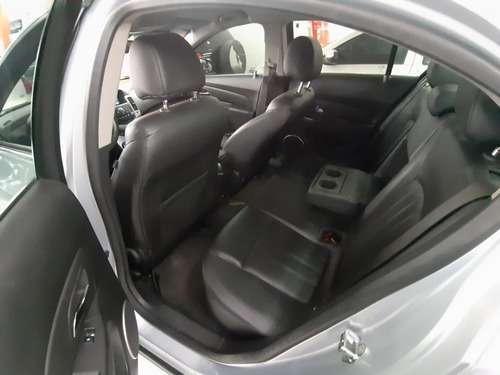 Imagem 5 de 10 de Chevrolet Cruze 2012 1.8 Lt Ecotec 6 Aut. 4p