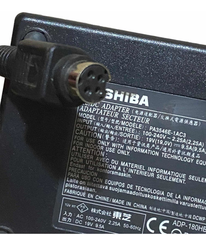 Cargador Toshiba Qosmio 19v 9.5a Conector 4 Pines Original
