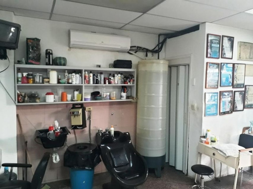 Imagen 3 de 10 de Excelente Local A Pie De Calle En Venta Altagracia Caracas 22-24054