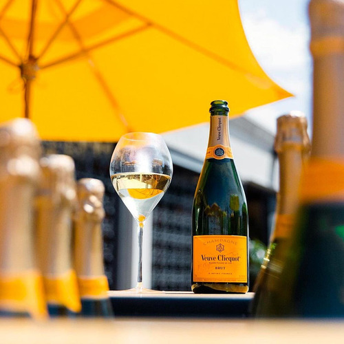Imagem 2 de 5 de Champagne Veuve Clicquot Brut 750 Ml