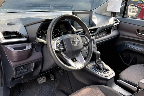 Toyota Avanza 2023