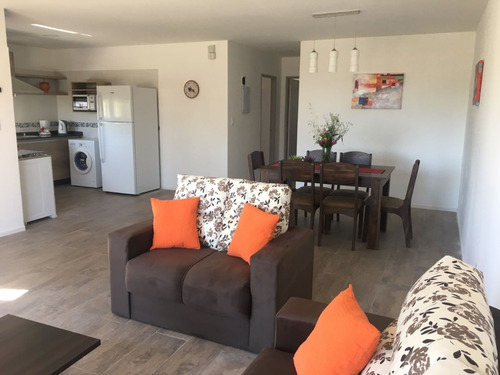 Imagen 11 de 14 de Nueva Vivienda 2 Dormitorios A 80m De La Playa C/parrillero.
