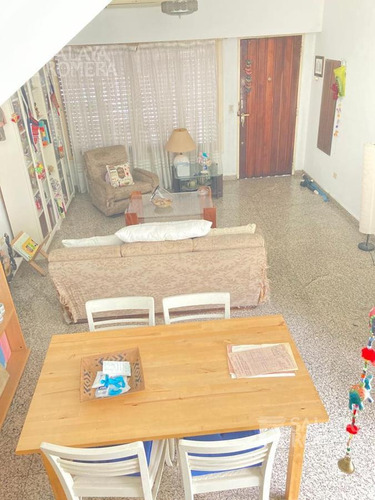 Imagen 3 de 25 de Ph Al Frente Con Patio Y Terraza Propia - 3 Dormitorios, Amplio Living - Visitelo