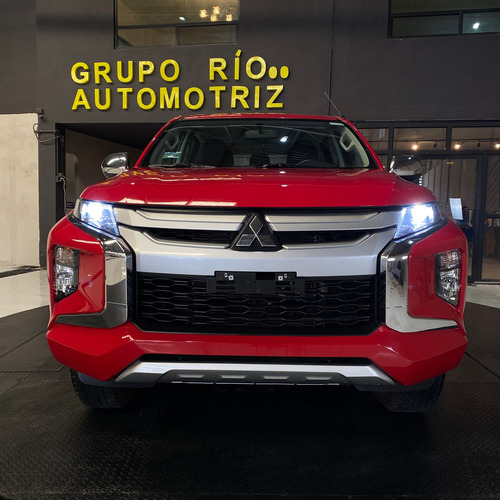 Mitsubishi L200 2.4 Glx Cabina Doble 4x2 Mt