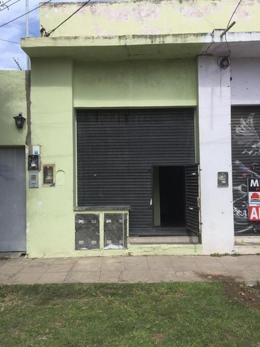 Imagen 1 de 4 de Local Tipo Depósito En Alquiler, Juan León 78 (n° 1), Matheu, Partido De Escobar