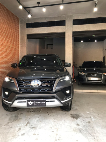 Toyota SW4 2.8 Tdi Srx 7l 4x4 Aut. 5p 204 hp
