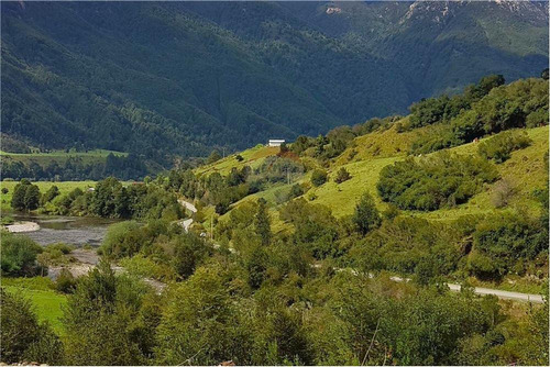 Más De 2000 Hectáreas Con Rio - Aysén