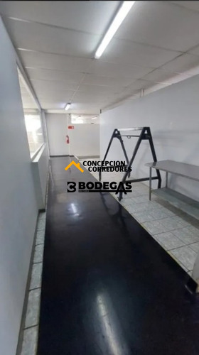 Arriendo Bodega De 984m2 C/oficina En Indepndencia