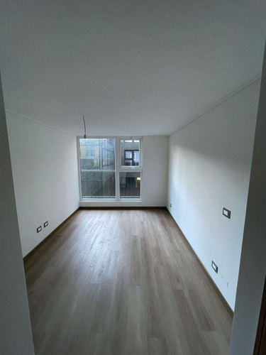 Tu Nuevo Hogar En Ñuñoa. Frente A Metro Y Full Áreas Comunes
