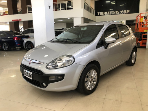 Fiat Punto 1.4 Attractive Año 2015 Color Gris