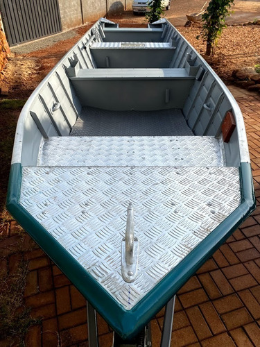 Imagem 7 de 13 de Barco Semi Chato - 6 Metros - Parcela Em 18x - Várias Cores