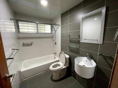 Vendo Apartamento 2do Piso Con Ascensor En Gazcue