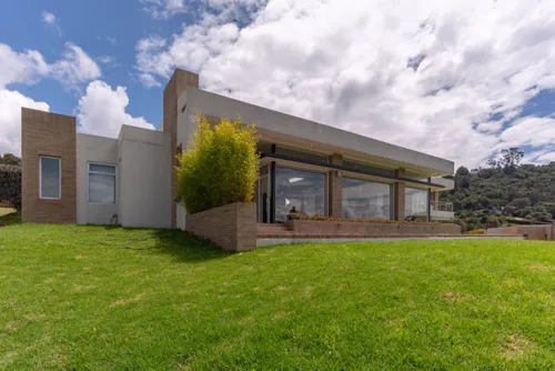 Casa En Venta En Vereda Yerbabuena. Cod V4583