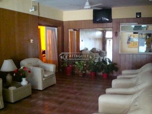 Imagen 6 de 9 de Edificio En Venta En Merlo