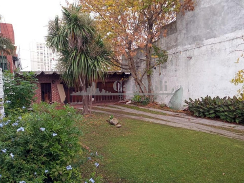Lotes En Venta Apto Edificio - Av Paso E Av Independencia, Chauvin
