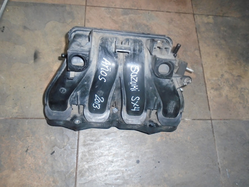 Vendo Multiple De Admission De Suzuki Sx4, Año 2013